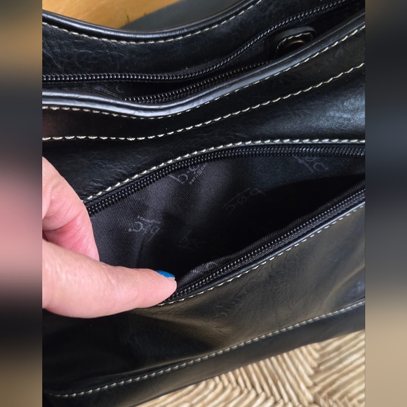 B.O.C. Floral Embossed Black Leather Crossbody Bag - Picture 6 of 9